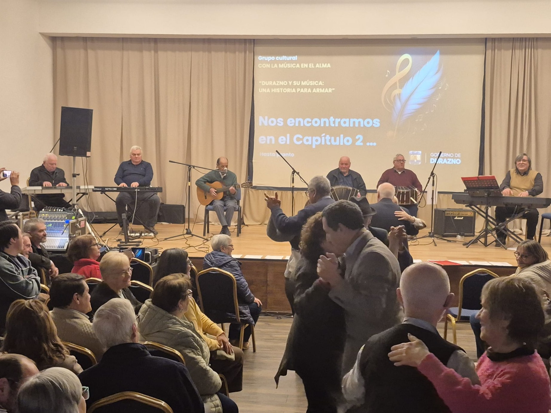 Se revivió la historia musical de Durazno en una noche colmada de emoción y tango en Sala Lavalleja